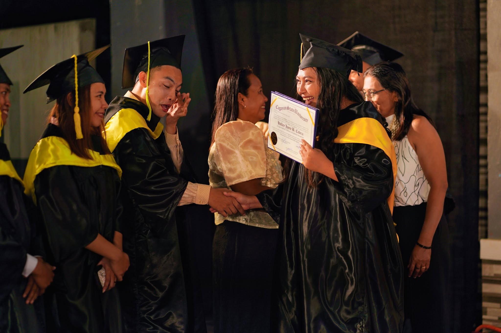 GRAD-AT-CALAYAN-PHOTOSET photo 22